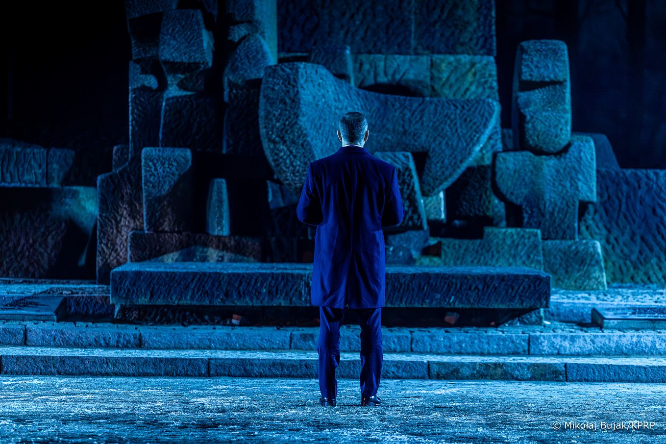 035_Prezydent_Karol_Nawrocki_81_rocznica_wyzwolenia_Auschwitz_20260127_MWB22085.jpg