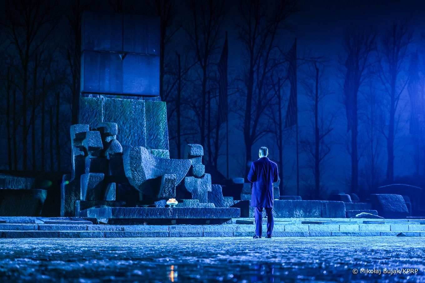 034_Prezydent_Karol_Nawrocki_81_rocznica_wyzwolenia_Auschwitz_20260127_MWB22042.jpg