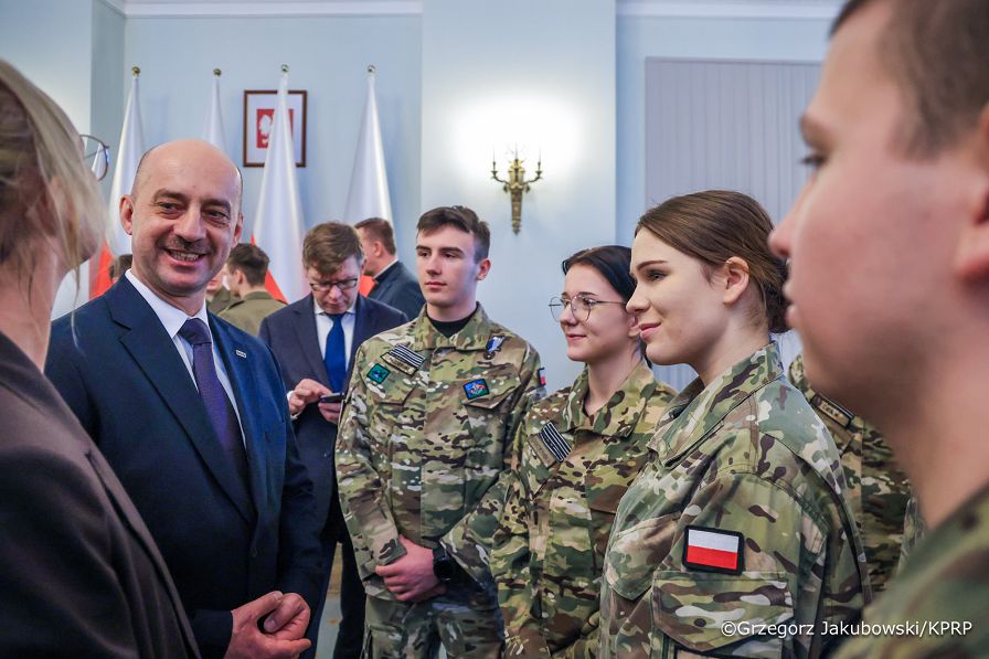 020_Ministrer_Agnieszka Jędrzak_spotkanie ze szkołami mundurowymi_29-01-2026_GJA_3817.jpg