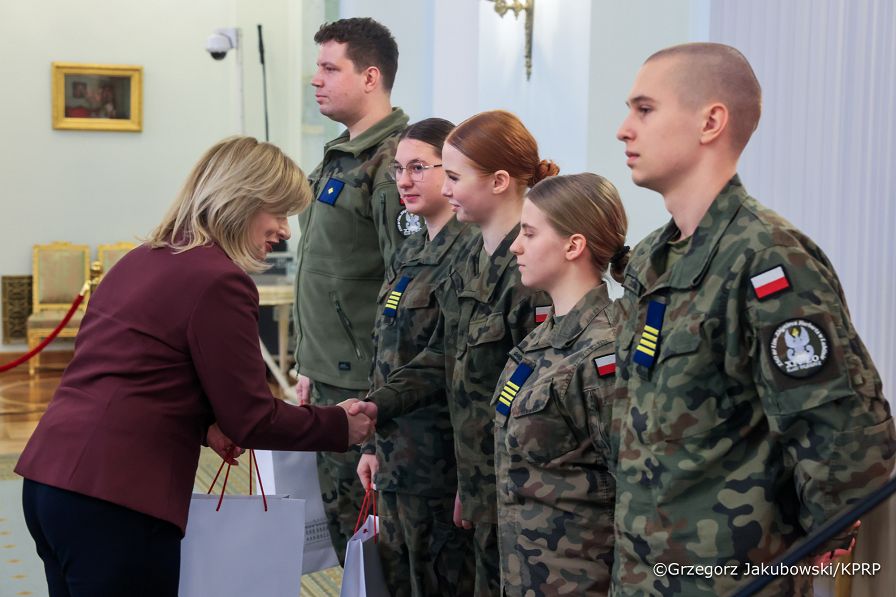 017_Ministrer_Agnieszka Jędrzak_spotkanie ze szkołami mundurowymi_29-01-2026_GJA_3719.jpg