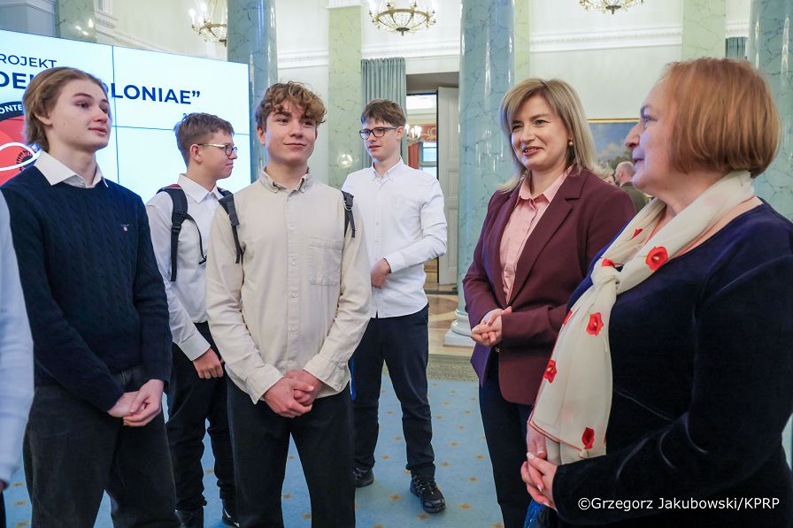 025_Ministrer_Agnieszka Jędrzak_spotkanie ze szkołami mundurowymi_29-01-2026_GJA_3879.jpg