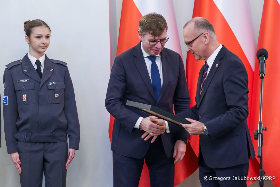 012_Ministrer_Agnieszka Jędrzak_spotkanie ze szkołami mundurowymi_29-01-2026_GJB_3143.jpg