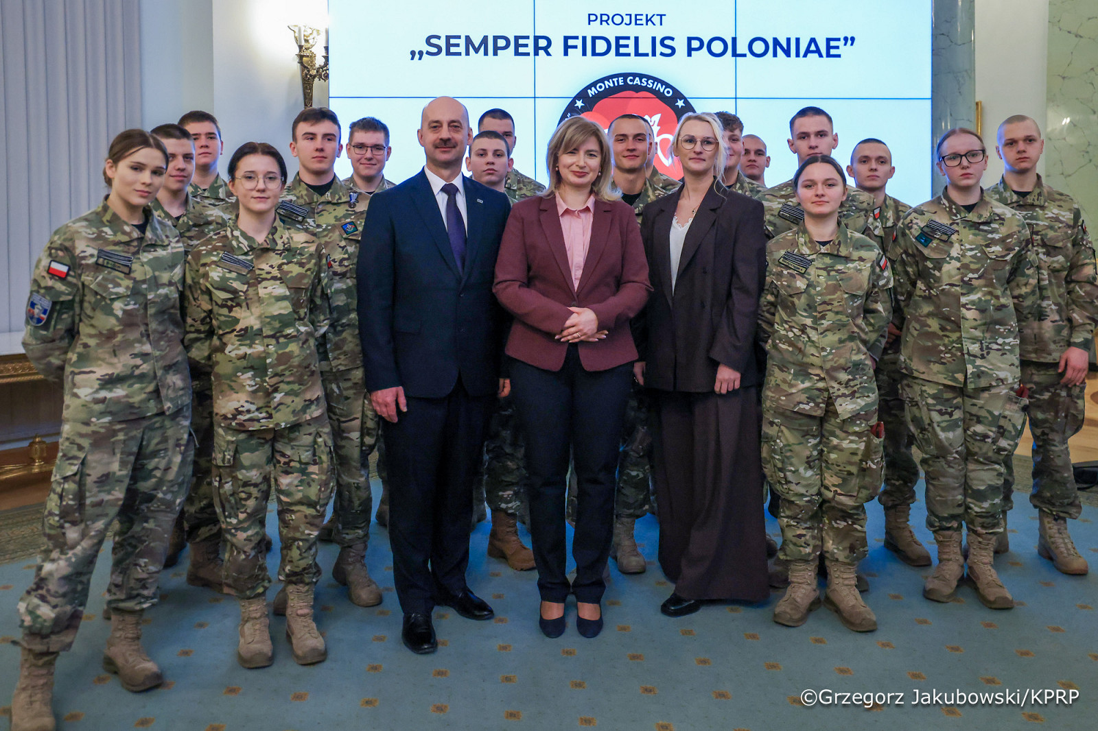021_Ministrer_Agnieszka Jędrzak_spotkanie ze szkołami mundurowymi_29-01-2026_GJA_3839.jpg [775.36 KB]
