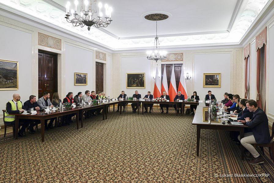 17_Karol_Nawrocki_spotkanie_protestujacy_rolnicy_20260109_LB_23747.jpg