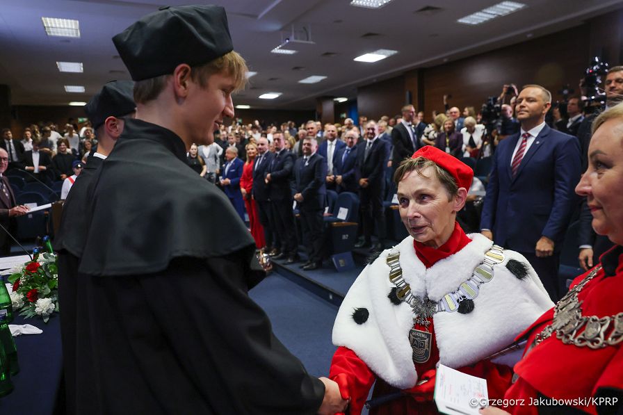 018_Prezydent Karol Nawrocki_Rozpoczęcia roku Akademickiego_Akademia im. Jakuba z Paradyża_01-10-2026_GJB_0073.jpg.JPG