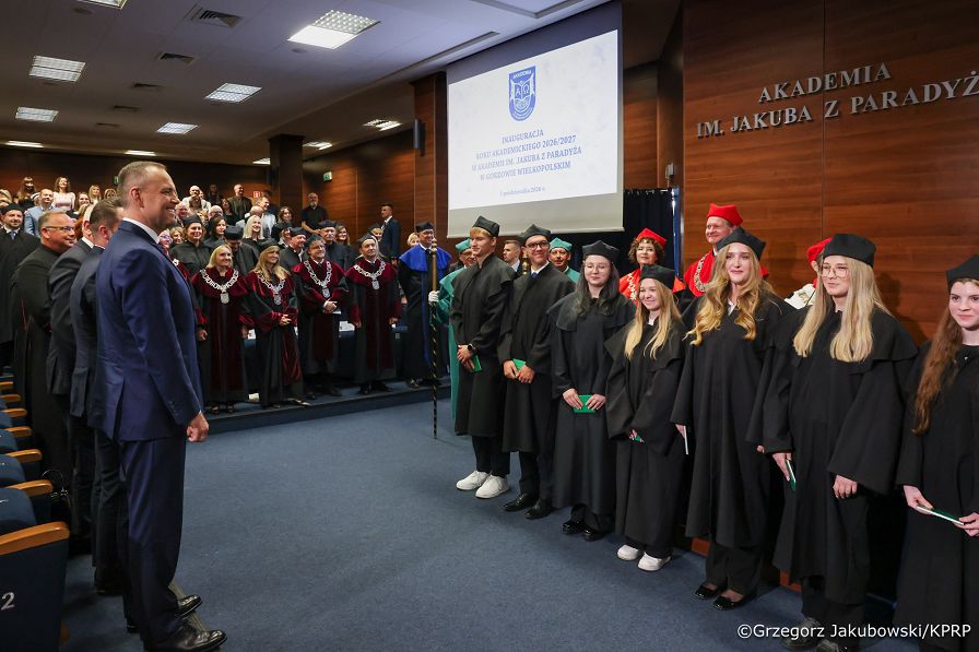 014_Prezydent Karol Nawrocki_Rozpoczęcia roku Akademickiego_Akademia im. Jakuba z Paradyża_01-10-2026_GJB_0127.jpg.JPG