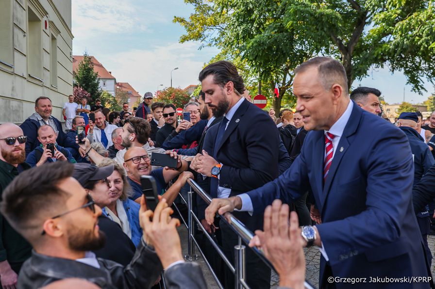 003_Prezydent Karol Nawrocki_Rozpoczęcia roku Akademickiego_Akademia im. Jakuba z Paradyża_01-10-2026_GJB_9858.jpg.JPG