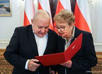 010_Prezydent Karol Nawrocki_Uroczystość wręczenia aktów powołania Członkom Kapituły Orderu Odrodzenia Polski_13-10-2026_MWB12651.jpg.JPG