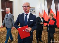 009_Prezydent Karol Nawrocki_Uroczystość wręczenia aktów powołania Członkom Kapituły Orderu Odrodzenia Polski_13-10-2026_MWB12644.jpg.JPG