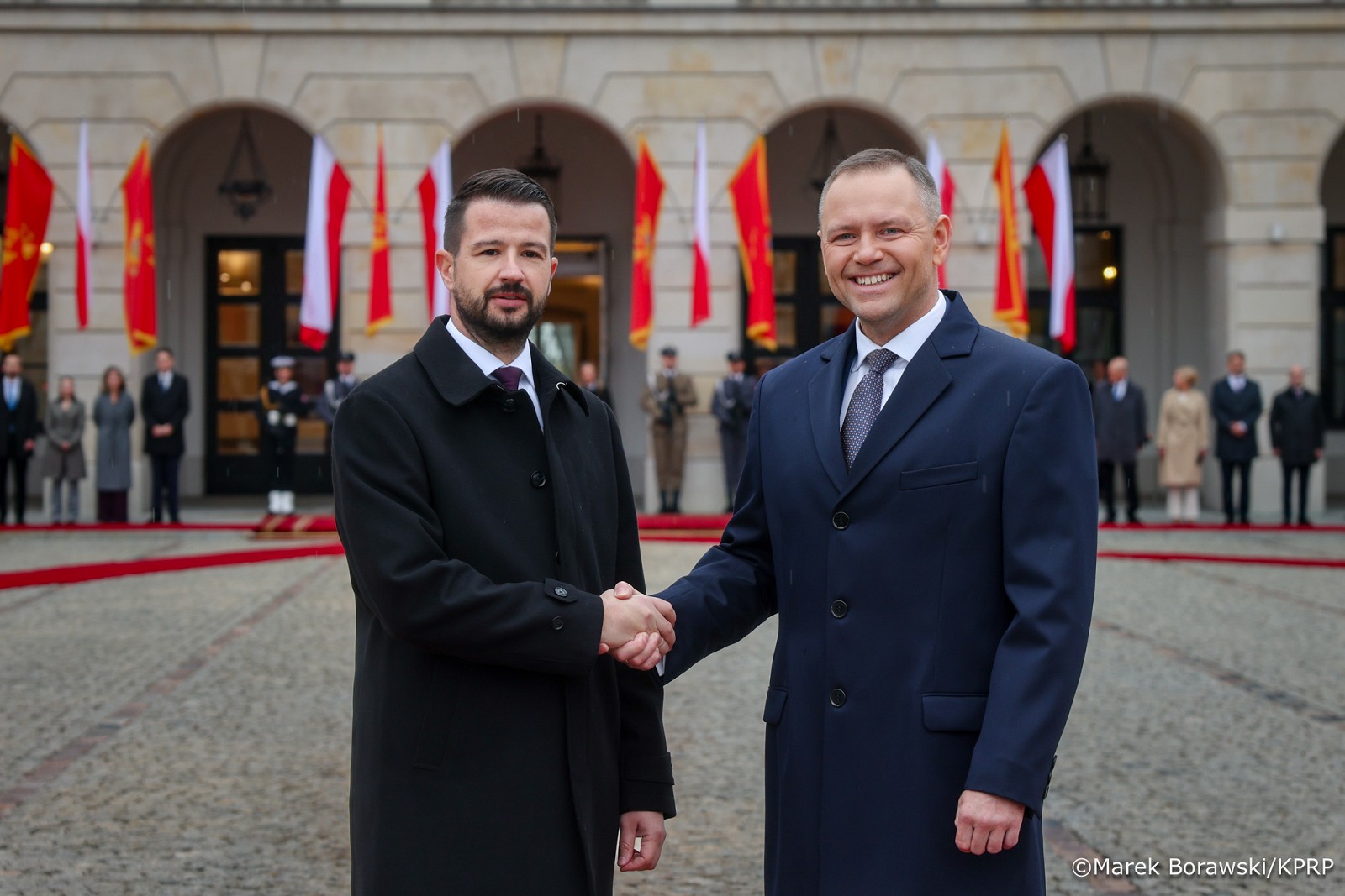 001_Prezydent Karol Nawrocki_Wizyta Prezydenta Czarnogóry Jakova Milatovicia i Małżonki_powitanie_14-10-2026_MB1_6174.jpg [680.44 KB]
