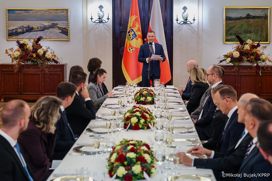 030_Prezydent Karol Nawrocki_Wizyta Prezydenta Czarnogóry Jakova Milatovicia i Małżonki_śniadanie oficjalne_14-10-2026_MWB28747.jpg.JPG