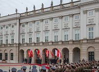 002_Prezydent Karol Nawrocki_Wizyta Prezydenta Czarnogóry Jakova Milatovicia i Małżonki_powitanie_14-10-2026_MWB13098.jpg.JPG