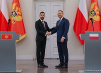 029_B_Prezydent Karol Nawrocki_Wizyta Prezydenta Czarnogóry Jakova Milatovicia i Małżonki_konferencja prasowa_14-10-2026_MWB28564.jpg