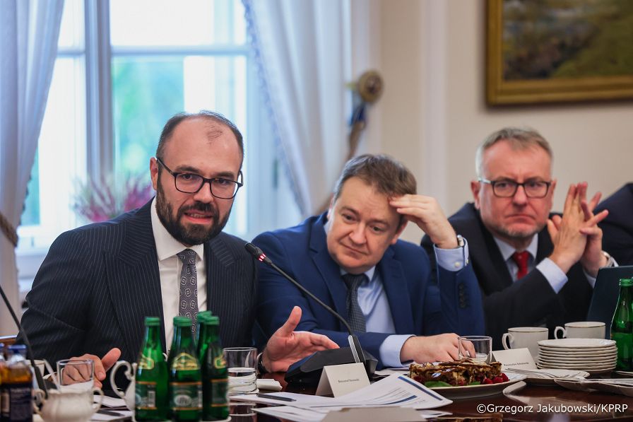 016_Minister Zgnigniew Bogucki_Posiedzenie Rady Nowej Konstytucji_16-10-2026_GJB_0091_1.jpg.JPG