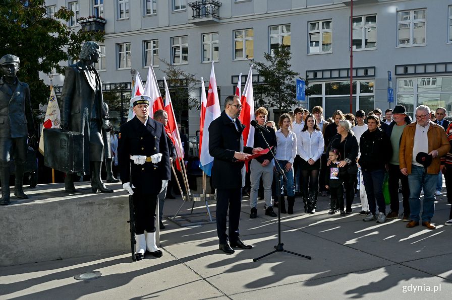 006_19-10-2026_2026-10-16 87. rocznica wysiedleń Gdynian fot. Magdalena Czernek (22).jpg.JPG