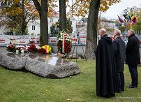 002_Minister_Wojciech_Kolarski_wieniec_na_grobie_Ksiedza_Jerzego_Popieluszki_20261019_PK1_1279.jpg