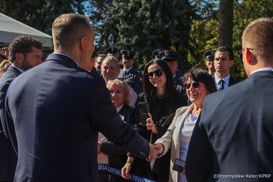 023_Prezydent Karol Nawrocki_Święto 1 Bazy Lotnictwa Transportowego_02-10-2026_PK1_0101.jpg.JPG