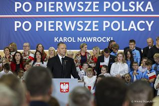 016_Karol_Nawrocki_Kulesze_Koscielne_20261021_MWB21412.jpg