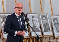 023_Minister Agnieszka Jędrzak_Minister Wojciech Kolarski_Wręczenie not identyfikacyjnych IPN_27-10-2026_MB2_9325.jpg.JPG