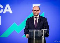 002_Minister_Marcin_Przydacz_Forum_Krynica_otwarcie_20261027_090m.jpg