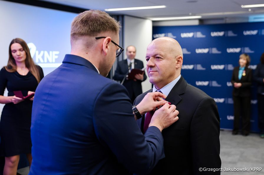 012_Minister Mateusz Kotecki_Odznaczenia_KNF_27-10-2026_GJB_7273.jpg.JPG