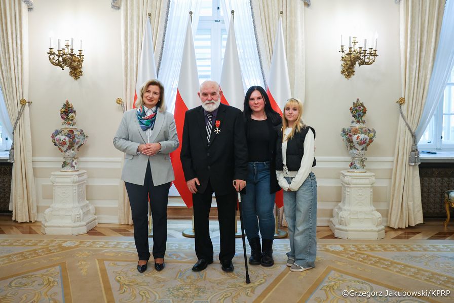 008_Minister Agnieszka Jędrzak_Wręczenie odznaczenia_28-10-2026_GJB_7713.jpg.JPG