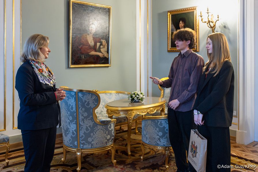 008_Minister Agnieszka Jędrzak_Spotkanie z młodzieżą z Mołdawii_30-10-2026_PK_20188.jpg.JPG