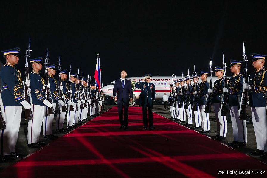 005_Para Prezyencka_Manila_Filipiny_Wizyta oficjalna na Filipinach_Przylot_05-10-2026_MWB11087.jpg.JPG