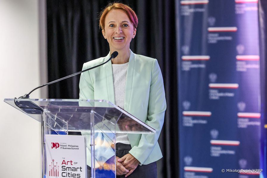 014_Prezydent_Karol_Nawrocki_wizyta_iAcademy_Manilia_Filipiny_20261007_MWB25028.jpg