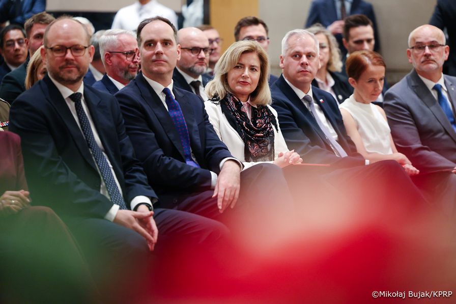 008_Para Prezydencka_Spotkanie Pary Prezydenckiej z osobami zasłużonymi dla relacji polsko-filipińskich_07-10-2026_MWB25962.jpg.JPG