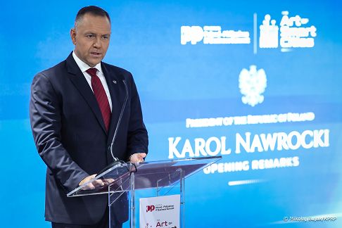 017_Prezydent_Karol_Nawrocki_wizyta_iAcademy_Manilia_Filipiny_20261007_MWB25119.jpg