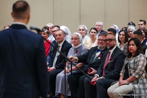 029_Para Prezydencka_Spotkanie Pary Prezydenckiej z osobami zasłużonymi dla relacji polsko-filipińskich_07-10-2026_MWB26365.jpg.JPG