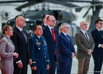 007_Para Prezydencka_Wizytacja śmigłowców wyprodukowanych przez  PZL Mielec_08-10-2026_MWB26971.jpg.JPG