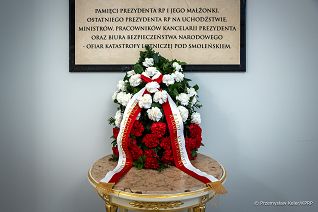 001_Wieniec_miesiecznica_katasrofy_smolenskiej_20261010_PK1_7880.jpg