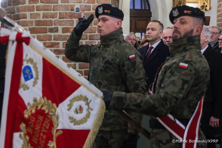 009_Prezydent Karol Nawrocki_Wizyta Prezydenta RP w Pucku_Msza w intencji Ojczyzny_10-02-2026_MB1_7760.jpg.JPG