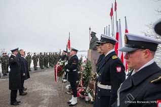017_Prezydent Karol Nawrocki_Wizyta Prezydenta RP w Pucku_Msza w intencji Ojczyzny_10-02-2026_MB1_8165.jpg.JPG