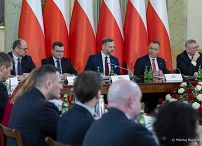 10_Karol_Nawrocki_posiedzenie_RBN_20260211_MWB24673.jpg