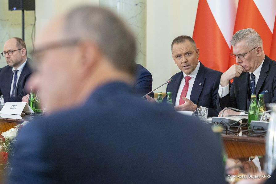 18_Karol_Nawrocki_posiedzenie_RBN_20260211_MWB24031.jpg