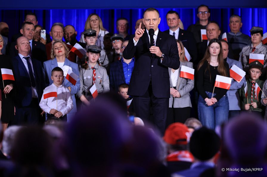 012_Prezydent_Karol_Nawrocki_wizyta_Podlasie_Hajnowka_wieniec_sierzant_Mateusz_Sitek_20260213_MWB26184.jpg