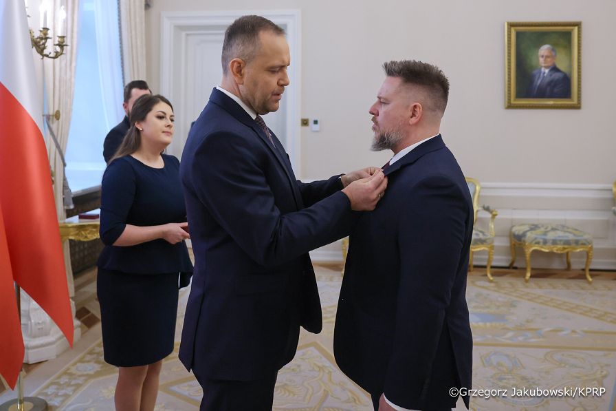 003_Prezydent_Karol_Nawrocki_wręczenie odznaczenia_13-02-2026_GJB_4467.jpg