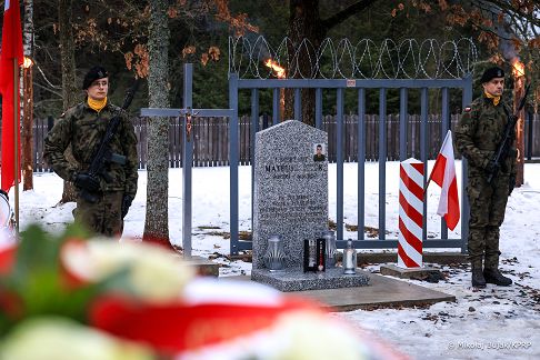 002_Prezydent_Karol_Nawrocki_wizyta_Podlasie_Hajnowka_wieniec_sierzant_Mateusz_Sitek_20260213_MWB25132.jpg