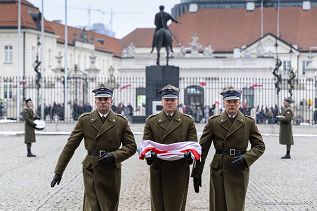 011_Palac_Prezydencki_zmiana_flagi_20250214_OQ4A3322.jpg