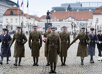 010_Palac_Prezydencki_zmiana_flagi_20250214_OQ4A3301.jpg