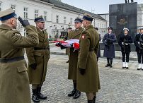 005_Palac_Prezydencki_zmiana_flagi_20250214_OQ4A3190.jpg