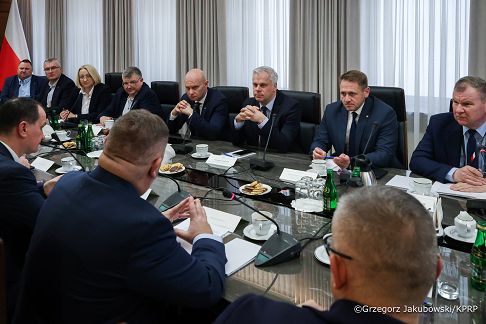 005_Minister MAteusz Kotecki_Spotkanie ze związkami zawodowymi zakładów Azoty_17-02-2026_GJ6_7468.jpg.JPG