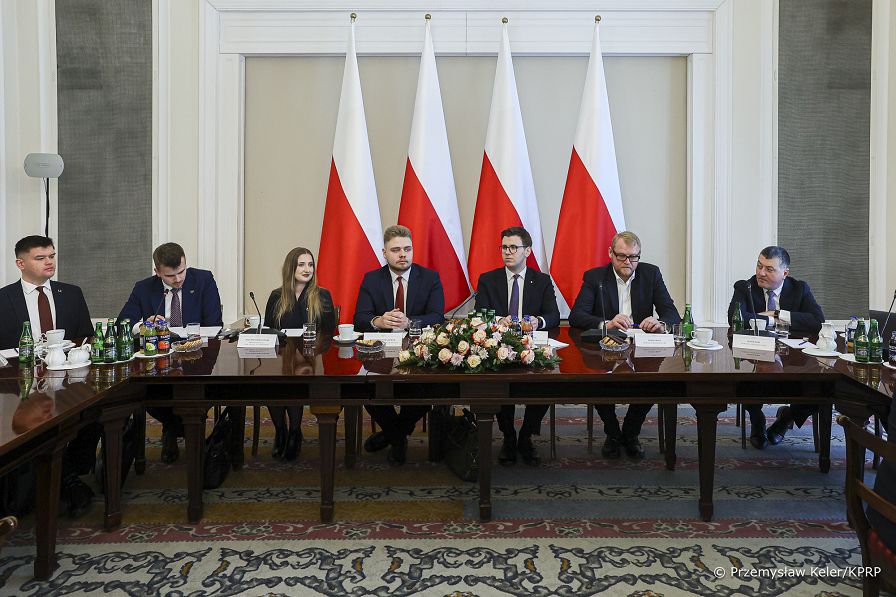 04_Pawel_Gruza_posedznie_Parlamentu_Studentow_Rada_ds_Mlodziezy_20260221_PK1_8172.jpg