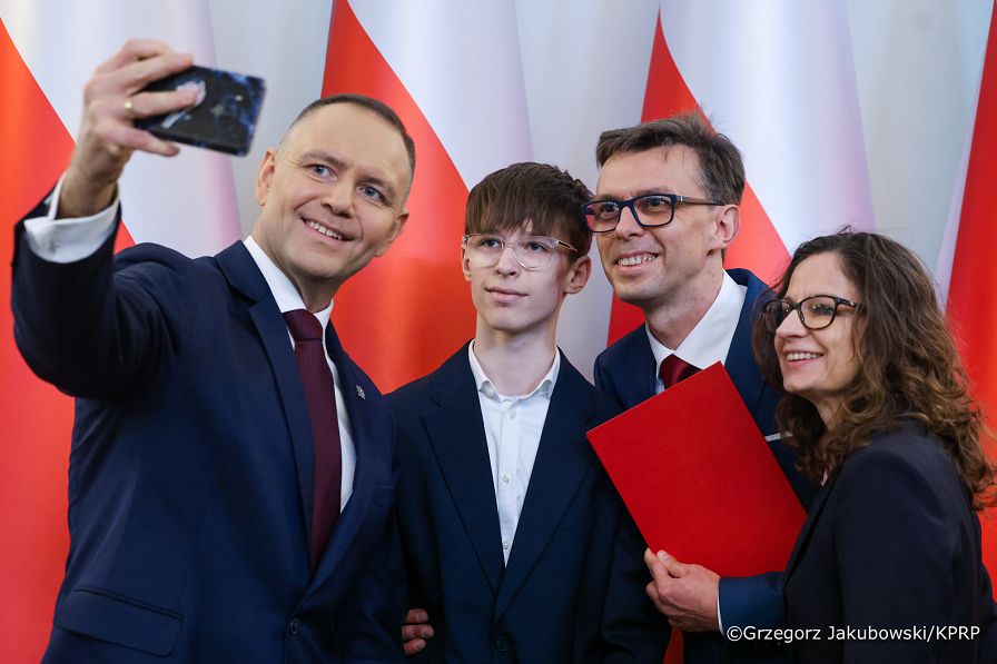014_Prezydent Karol Nawrocki_Wręczenie nominacji profesorskich_25-02-2026_1S5A9070.jpg.JPG