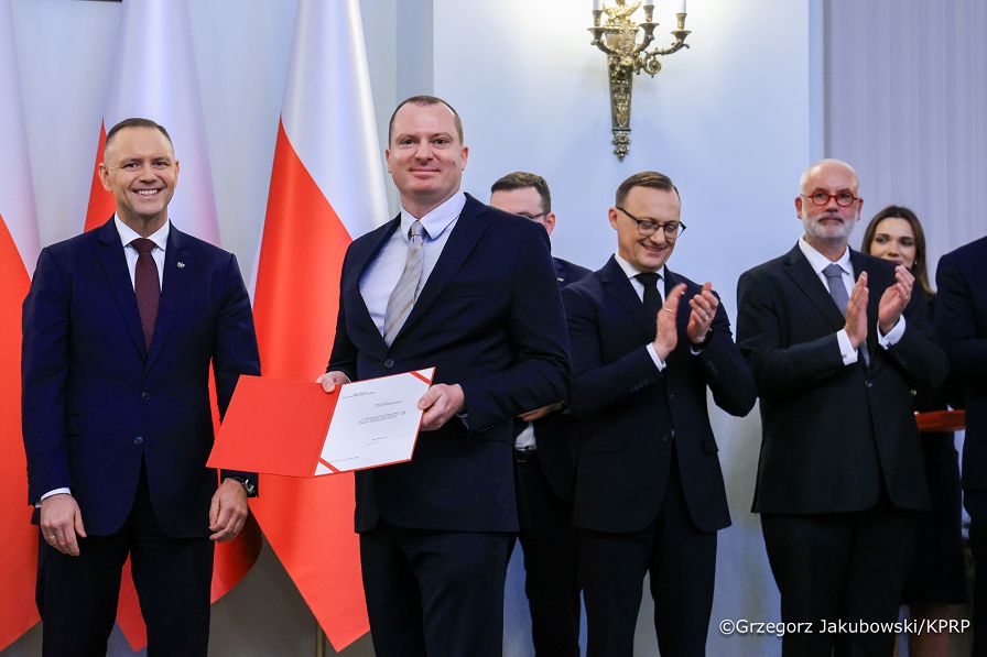 008_Prezydent Karol Nawrocki_Wręczenie nominacji profesorskich_25-02-2026_GJA_8146.jpg.JPG