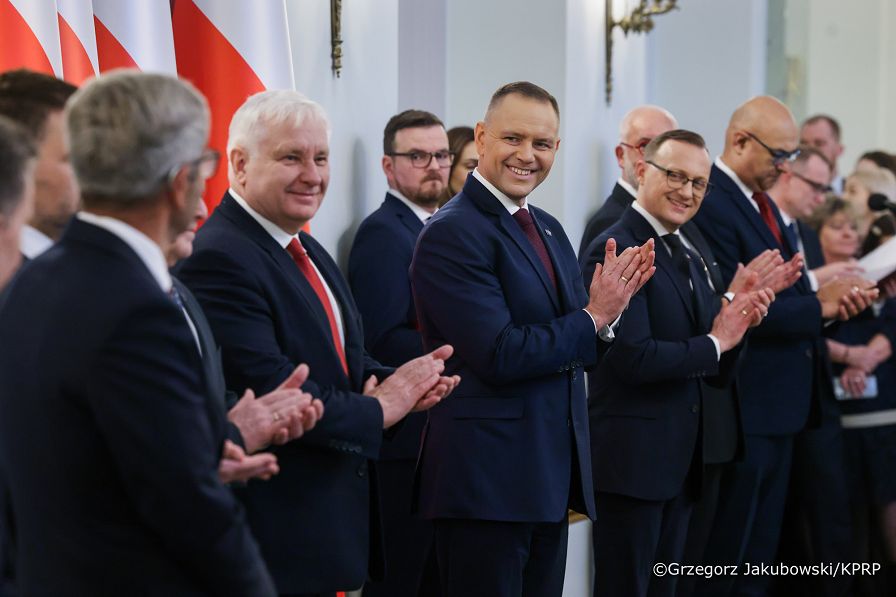002_Prezydent Karol Nawrocki_Wręczenie nominacji profesorskich_25-02-2026_1S5A7340.jpg.JPG