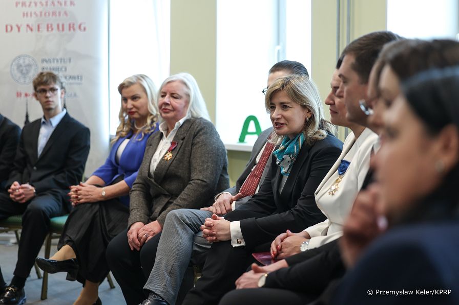 004_Minister_Agnieszka_Jedrzak_spotkanie_ze_spolecznoscia_szkolna_Panstwowego_Gimnazjum_Polskiego_im_J_Pilsudskiego_20260227_PK2_7267.jpg